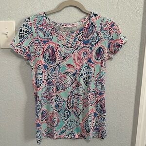Lilly Pulitzer Short sleeve Tshirt size Small